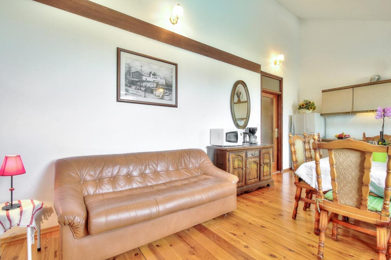 Nadia House With Apartments Замбратия Екстериор снимка