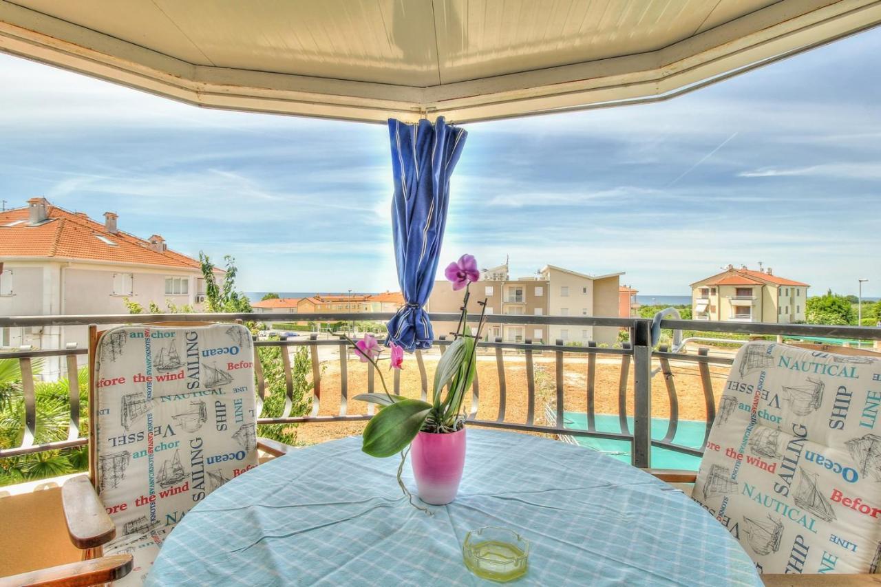 Nadia House With Apartments Замбратия Екстериор снимка